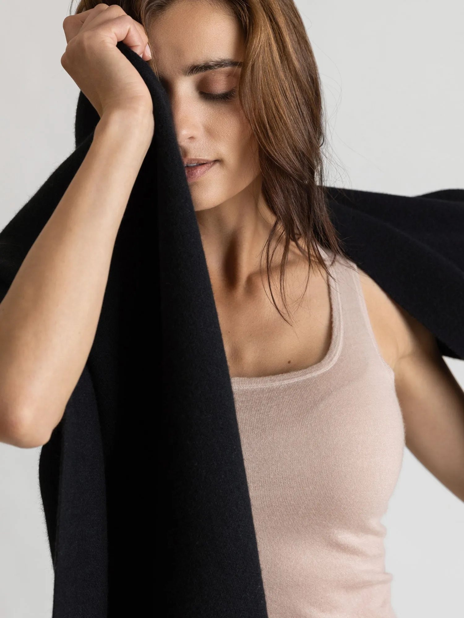 Cashmere scarf "Nobel" - black