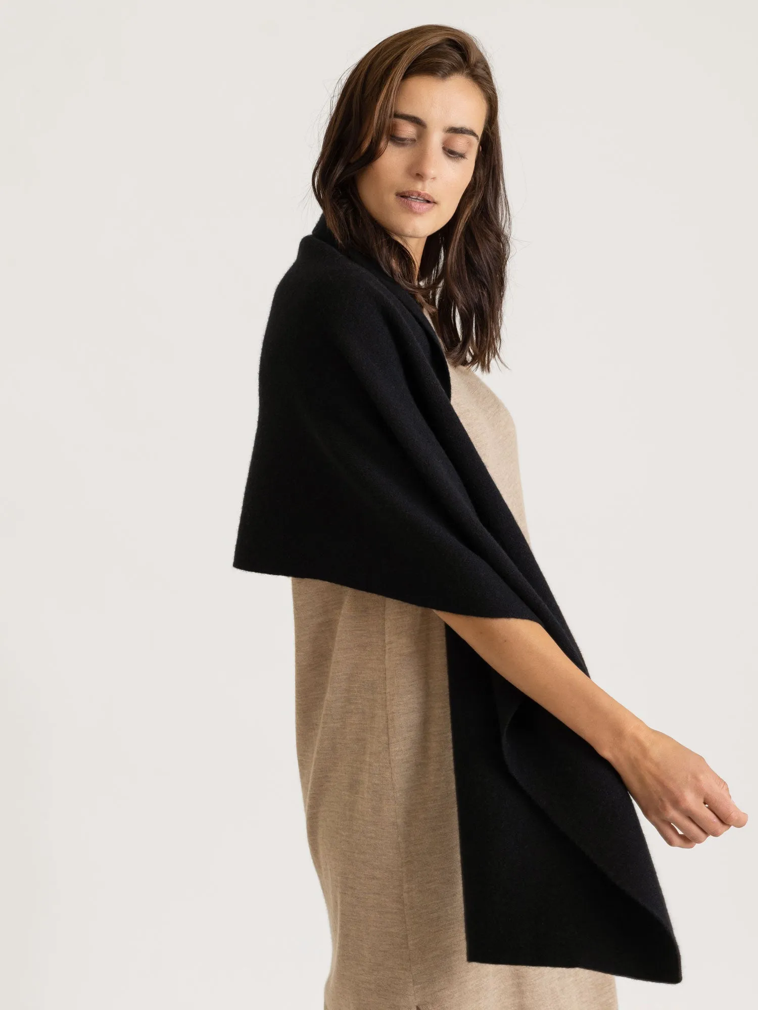 Cashmere scarf "Nobel" - black