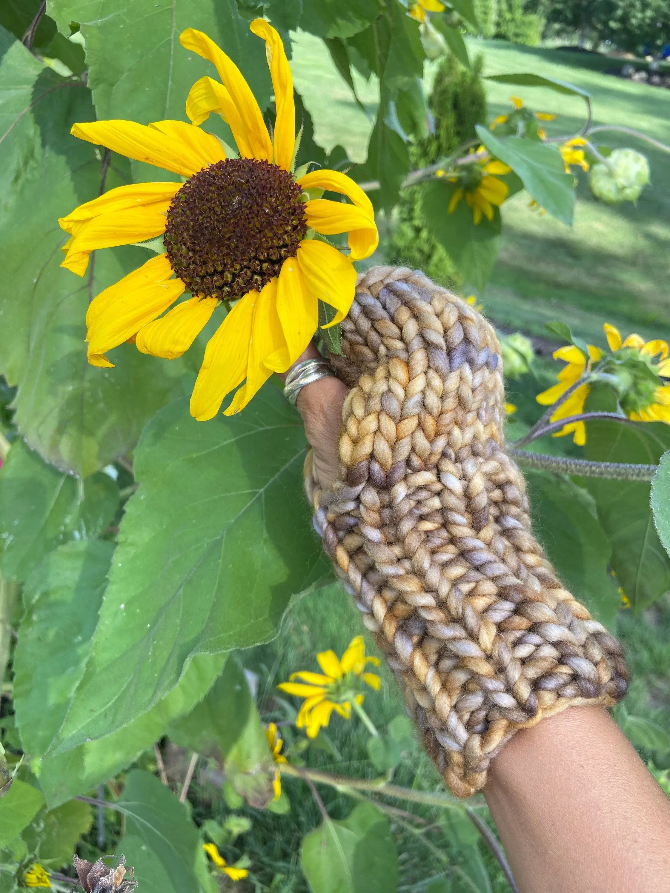 Merino wool fingerless knit mittens