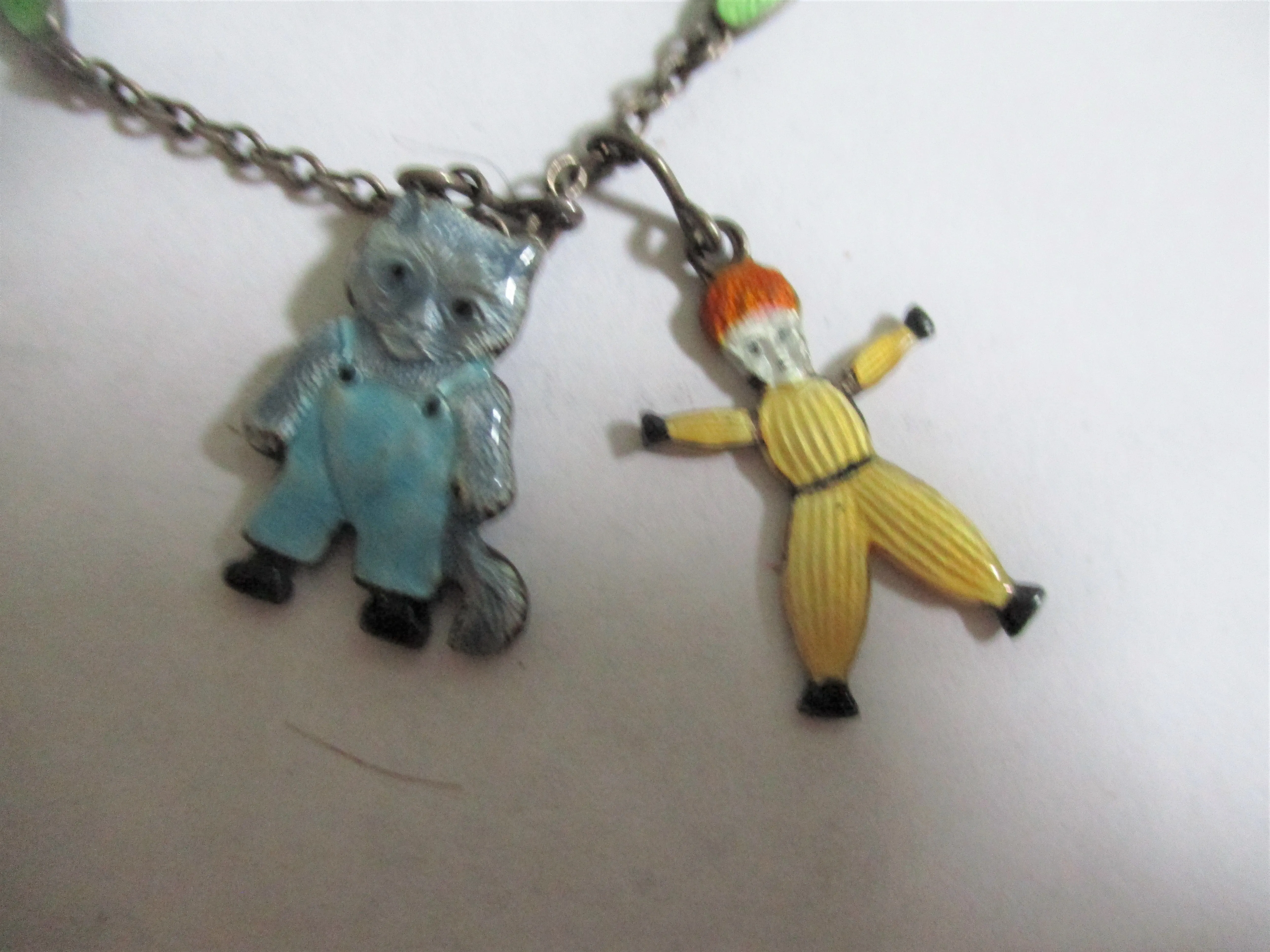 Vintage Retro Enamel ELEPHANT CAT MONKEY CHARM BRACELET Bangle STUNNING UNUSUAL